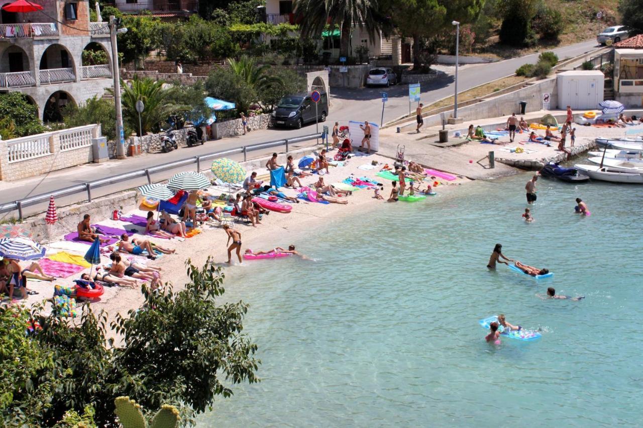 Apartments By The Sea Businci, Ciovo - 9450 โตรกีร์ ภายนอก รูปภาพ