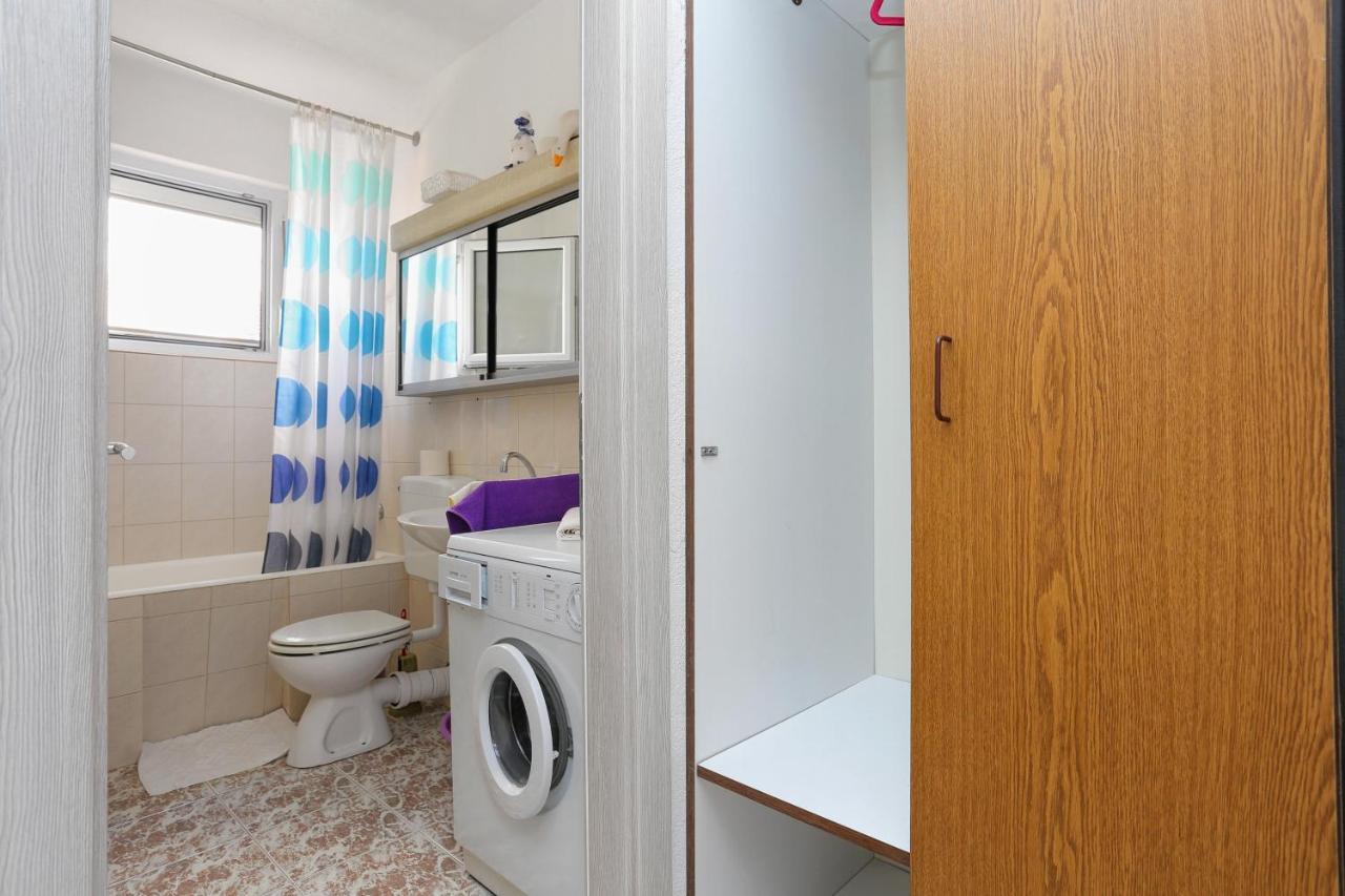 Apartments By The Sea Businci, Ciovo - 9450 โตรกีร์ ภายนอก รูปภาพ