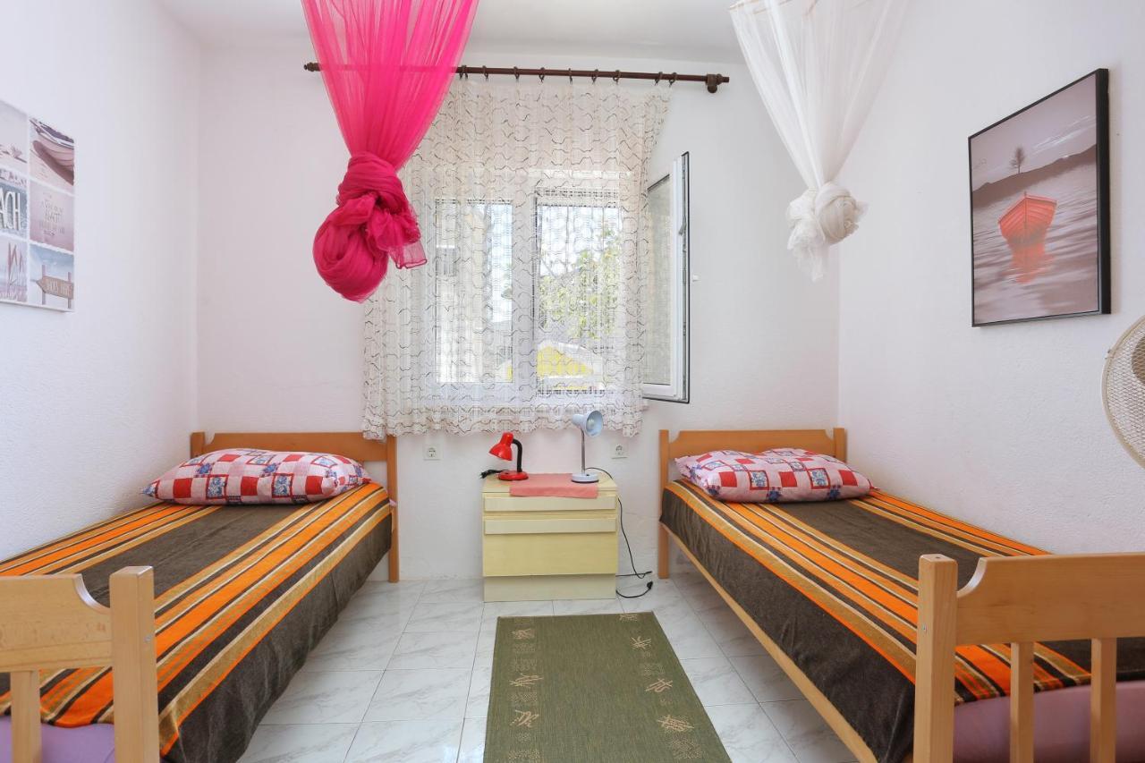 Apartments By The Sea Businci, Ciovo - 9450 โตรกีร์ ภายนอก รูปภาพ