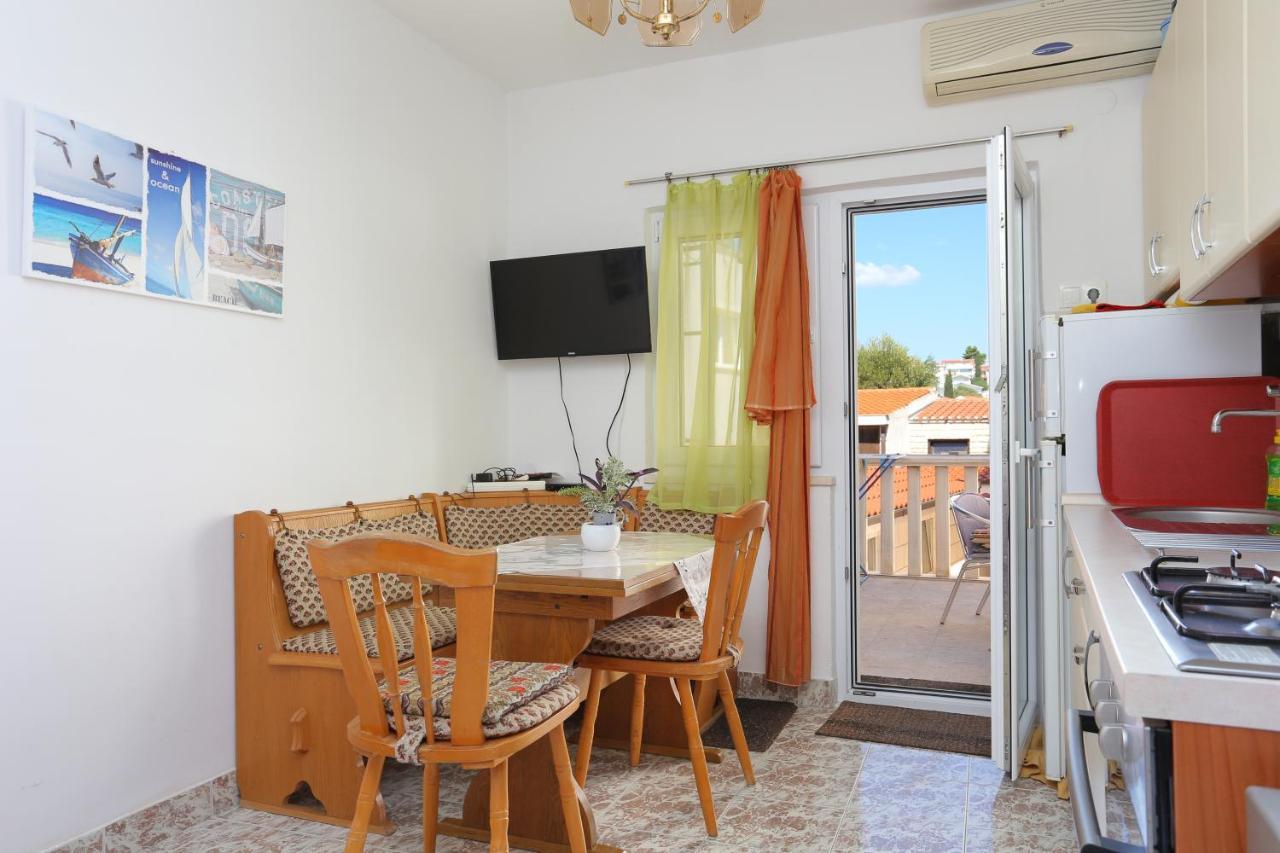 Apartments By The Sea Businci, Ciovo - 9450 โตรกีร์ ภายนอก รูปภาพ