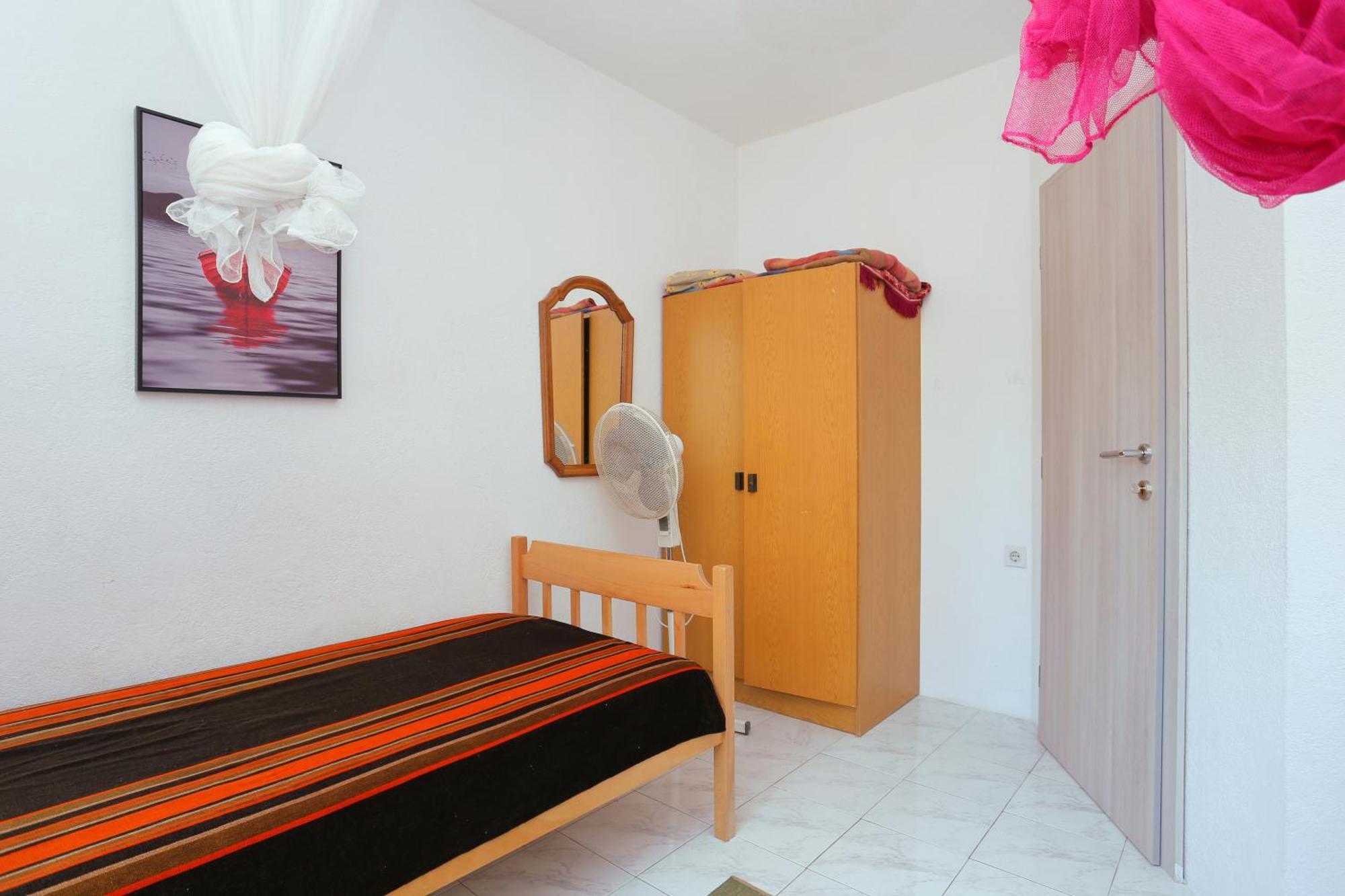 Apartments By The Sea Businci, Ciovo - 9450 โตรกีร์ ห้อง รูปภาพ