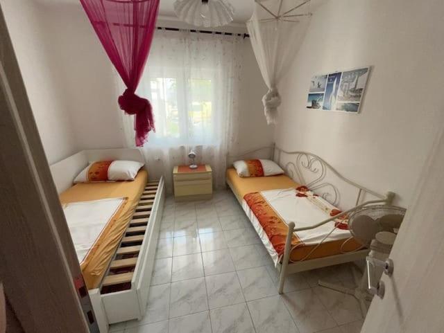 Apartments By The Sea Businci, Ciovo - 9450 โตรกีร์ ภายนอก รูปภาพ
